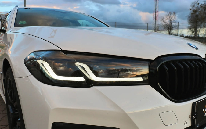 BMW Seria 5 cena 279999 przebieg: 65800, rok produkcji 2021 z Białystok małe 254